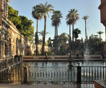 Alcazar & Cathedral Skip-the-Line Guided Tour