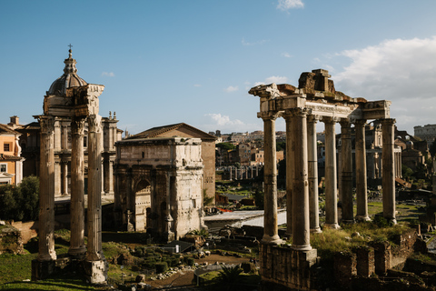 Från Civitavecchia: Heldagstur till Forum Romanum och ColosseumFrån Civitavecchia hamn, delad tur