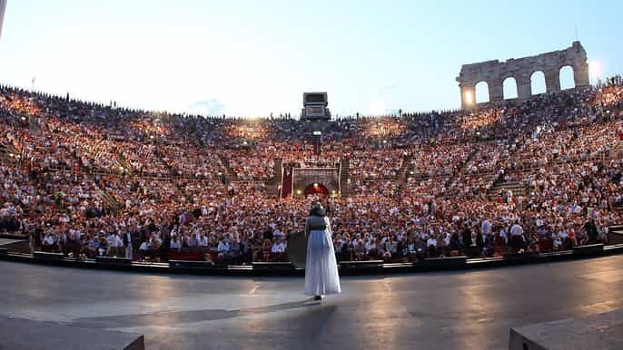 arena de verona traslado do lago de garda e ingresso Ópera