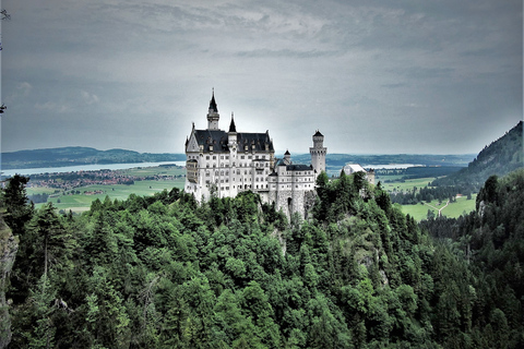 From Füssen: Neuschwanstein & Linderhof Castles Private Tour