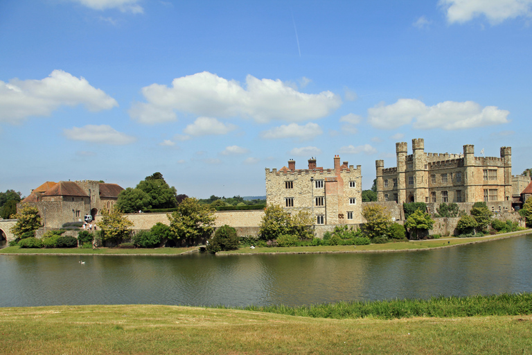 Leeds Castle, Canterbury, Dover & Greenwich Boat Ride Tour in Spanish - All Entries without River Cruise