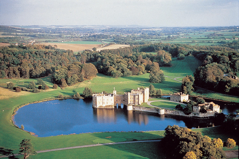Leeds Castle, Canterbury, Dover & Greenwich Boat Ride Tour in Spanish - All Entries without River Cruise