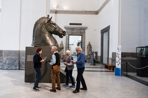 Excursão privada guiada de 2 horas ao Museu Arqueológico de Nápoles