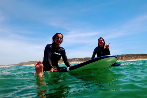 Från Lissabon: Surfingäventyr i Atlanten, 4 eller 8 timmar4 timmars surfäventyr vid Costa da Caparica