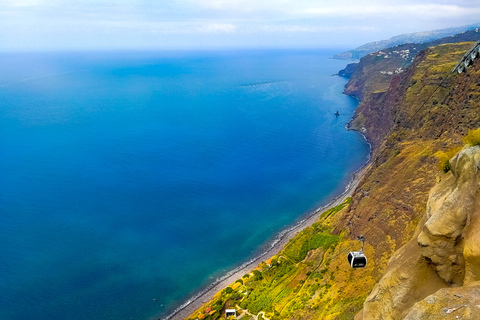 Madeira: tour personalizzato di 3, 4 o 6 oreTour di 6 ore in inglese, portoghese o spagnolo