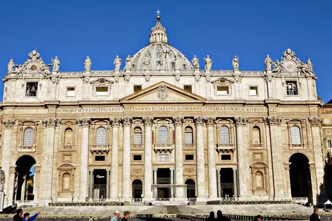 Rom: Petersdom und Päpstliche Gräber Guided Tour