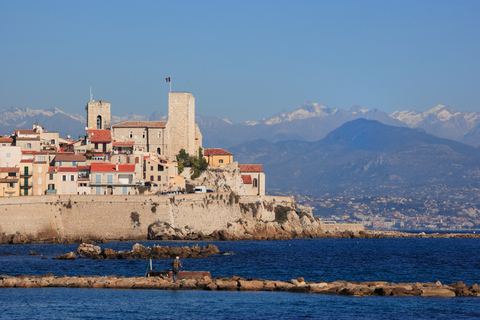 Day trip: Nice to Antibes along the sea by electric bike