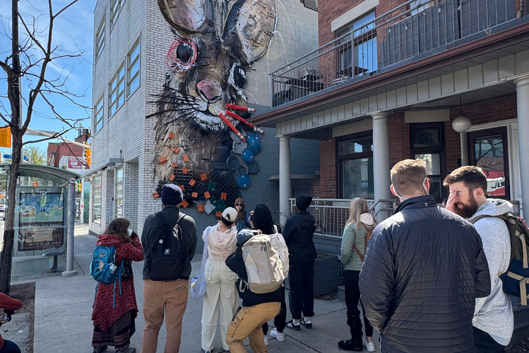 Toronto: Street Art and Graffiti Tour Run by Street Artist