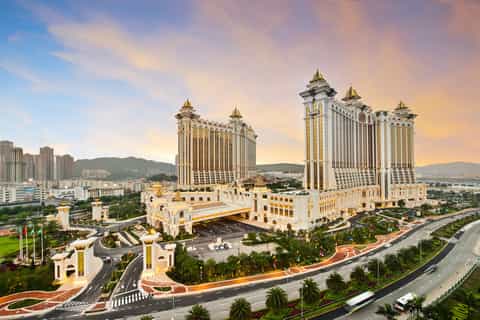 Macau: Open Top Hop-On-Hop-Off Bus Day Pass
