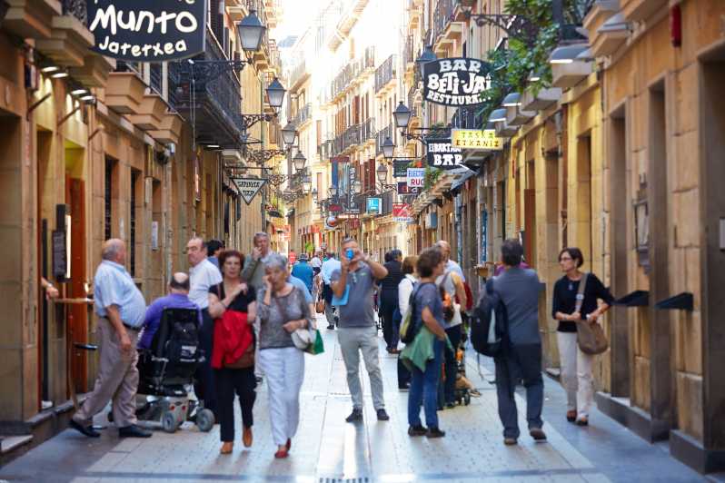 San Sebastián: Visita guiada a pie con pintxo y bebida