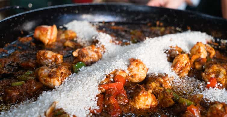 Madrid: Paella & Sangria Classes – Seafood, Chicken or Vegan photo 20
