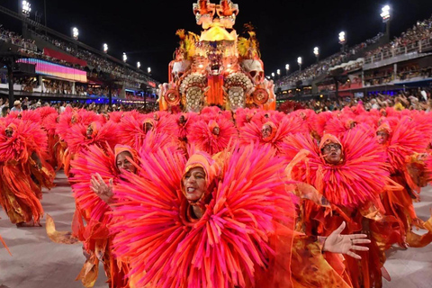 Costume personnalisé pour le carnaval de Rio avec transfert aller-retourCostume personnalisé pour le carnaval de Rio avec transfert aller-retour inclus