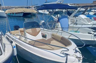 Palermo: Bootstour nach Capo Gallo mit Skipper