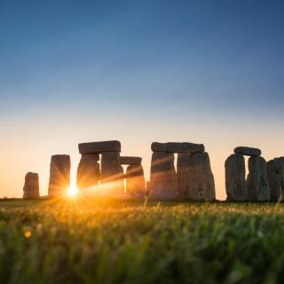 Stonehenge, Windsor, Bath & Salisbury Tour from London