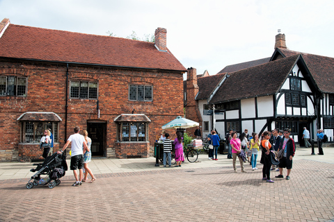 Londres : Excursion d'une journée à Oxford, Stratford, Cotswolds et WarwickVisite en espagnol avec droits d'entrée