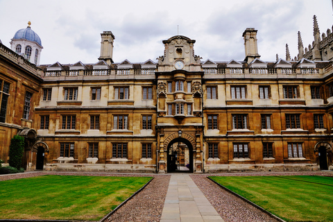 From London: Oxford &amp; Cambridge Day TourFlexible Tour Option without entries in English