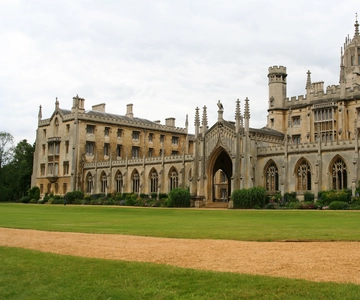 From London: Oxford & Cambridge Day Tour