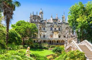 Von Lissabon aus: Sintra Highlights und Pena Palace Ganztagestour