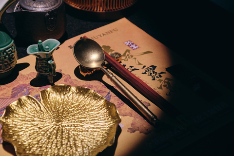 Shanghai: Shuyan Fu Immersive Royal Banquet with Dance Show Royal Feast (Lunch) - Regular | No Makeup/Styling/Photo