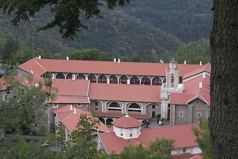 Montaña de Troodos y Monasterio de Kykkos de Paphos en alemán