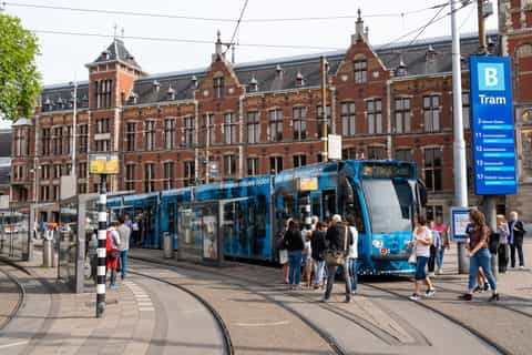 Amsterdam: Public Transport and 397 Airport Shuttle Tickets
