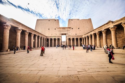 Da Assuan a Luxor: crociera di 4 giorni sul Nilo dal Cairo