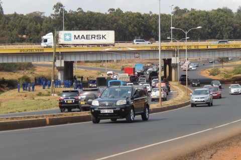 Entebbe: Transfer lotniskowy do Kampali, Jinja lub Masaki