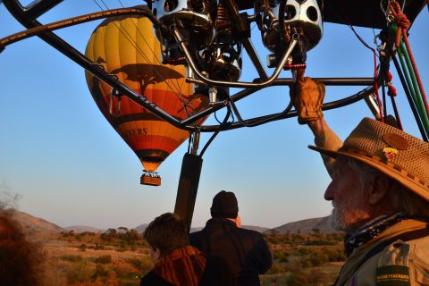 Pilanesberg National Park e Sun City: safari in mongolfiera