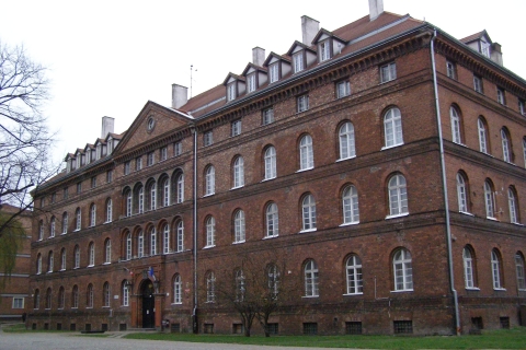 Gdańsk: Prywatna wycieczka i Muzeum II Wojny ŚwiatowejPodstawowa wersja 2-godz. (prywatna): norweski, szwedzki