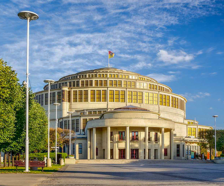 Wrocław: Centennial Hall and Surroundings Private Tour