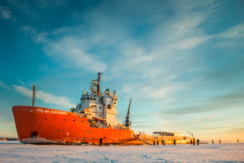 Rovaniemi: Icebreaker Cruise with Lunch and Ice FloatingDecember Departure