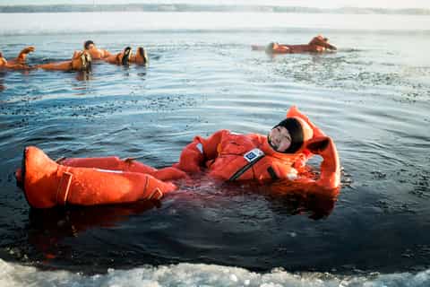 Depuis Rovaniemi : croisière en brise-glace et déjeuner