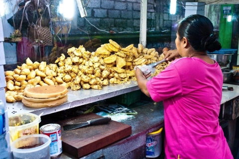 Denpasar: Street-Food-Rundgang am Abend