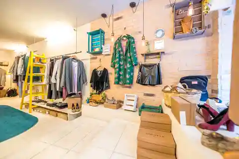 Atenas: Visita às compras de moda grega com um especialista local