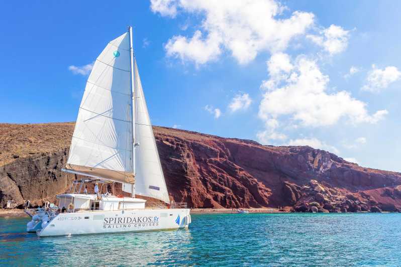 Santorini: Catamaran Cruise with Meals and Drinks