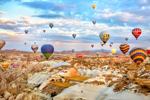 Cappadoce : montgolfière, cheminées de fées, petit-déjeuner