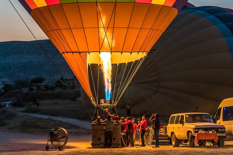 Cappadocië: ballonvaart over feeënschoorstenen met ontbijt