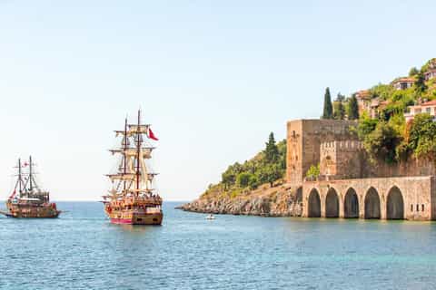 Bootsfahrt ab Alanya mit Grillfest und Getränken