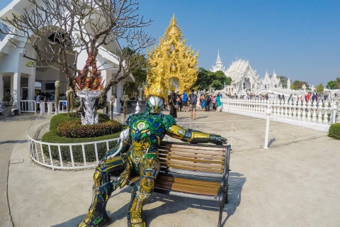 Chiang Rai: 2-dniowa prywatna biała świątynia i złoty trójkątWycieczka z zakwaterowaniem