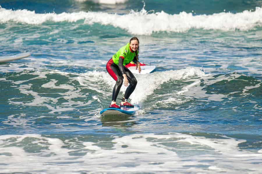 Teneriffa: Playa de las Americas – Premium-Surf-Erlebnis. Foto: GetYourGuide