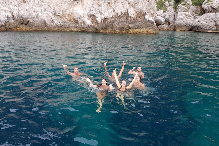 Sorrento: Tour privado en barco por la costa de Amalfi y Positano
