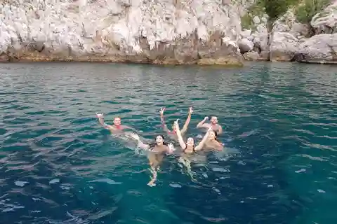 Sorrento: Passeio de barco particular em Positano e na Costa Amalfitana
