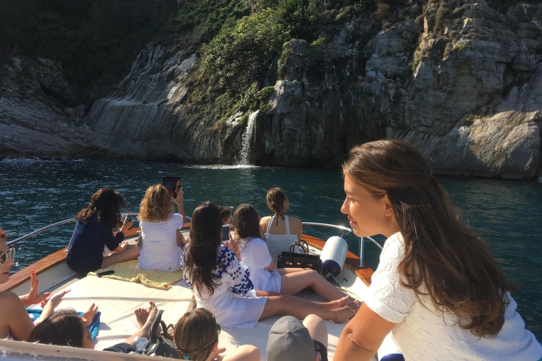 Sorrento: Excursion privée en bateau à Positano et sur la côte amalfitaine