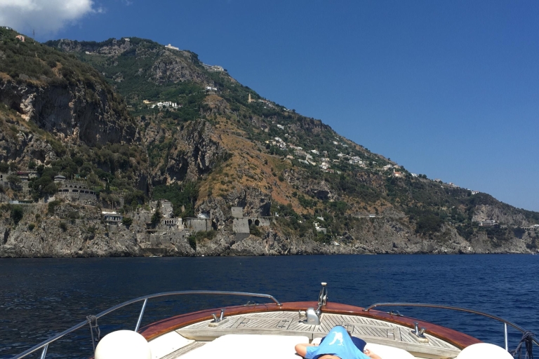 Sorrento: Excursion privée en bateau à Positano et sur la côte amalfitaine