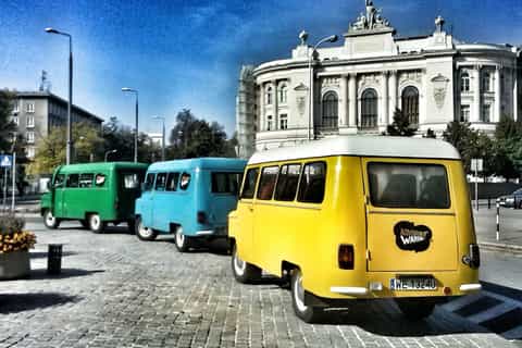 Warsaw: Private Vintage Car Jewish Tour