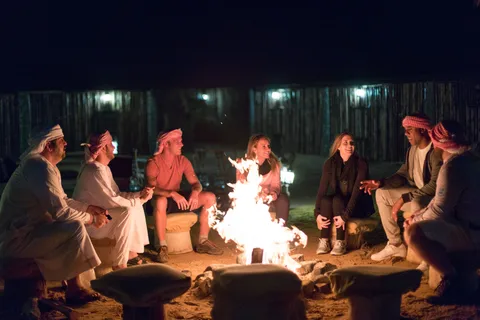 Dubaj: Heritage Overnight Desert Safari ze śniadaniem dla smakoszy