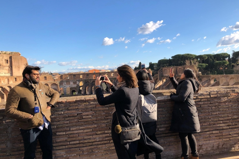 Rome: Colosseum Skip-the-Line TourGedeelde rondleiding door het Colosseum met toegang tot de arena in het Portugees