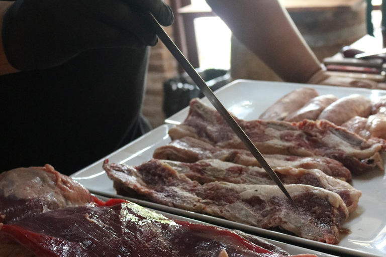 Montevideo: Exclusive VIP Experience at a Century-Old Winery, Tasting, Lunch, Transport