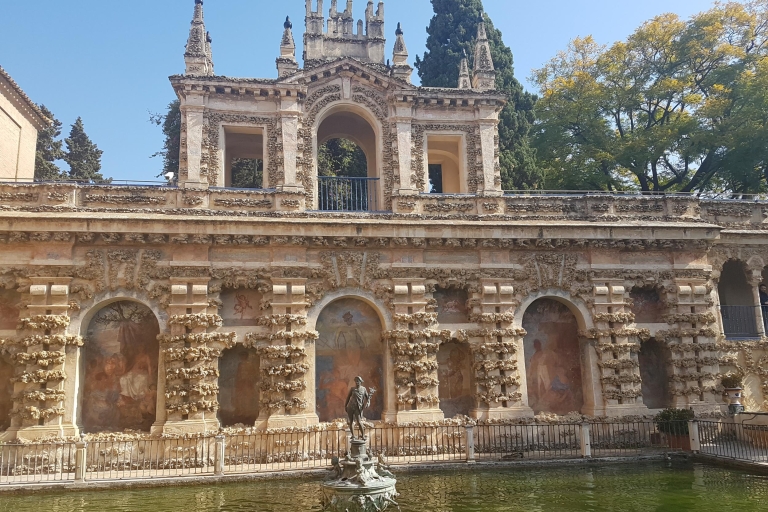 Sewilla: wycieczka do AlcázarWspólna wycieczka po francusku