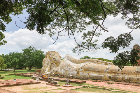 Vanuit Bangkok: privé-dagtocht naar Ayutthaya (UNESCO)